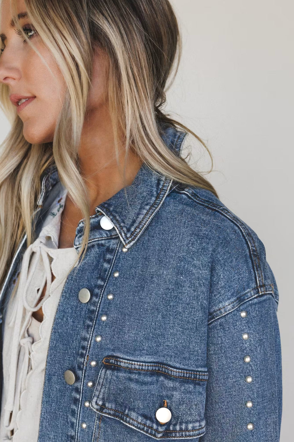 Sail Blue Rivet Embellished Western Style Long Sleeve Denim Jacket